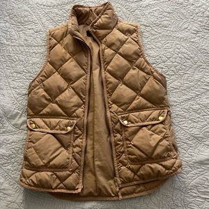 J Crew tan quilted puffy vest